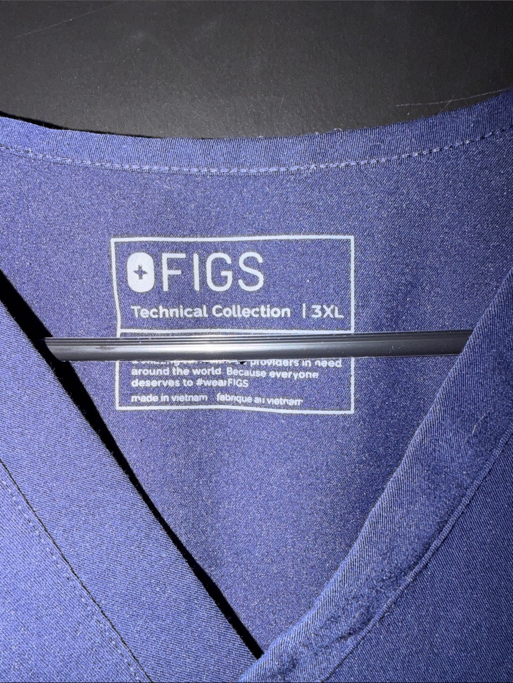 FIGS Womens Deep Blue V-Neck Scrub Top - Picture 3 of 3